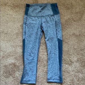 High wasted grey leggings with pockets